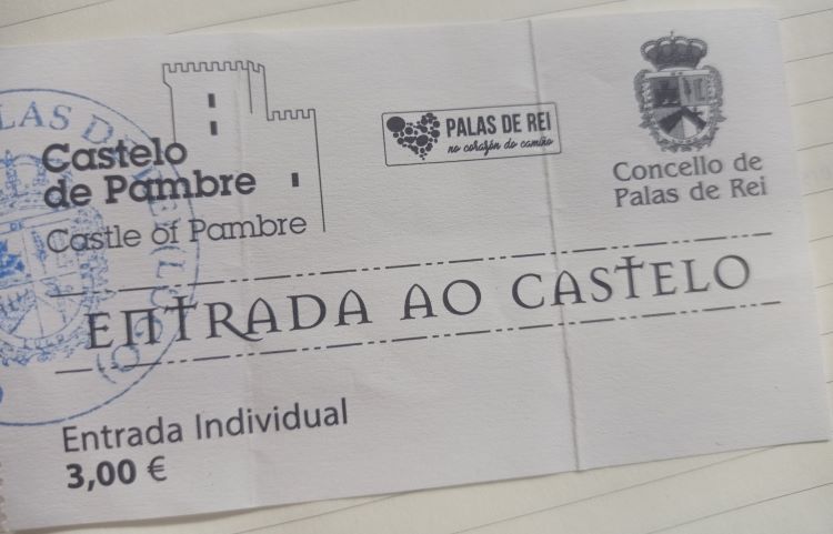 Entrada del Castillo de Pambre